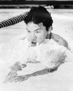 Mark Takai swimming